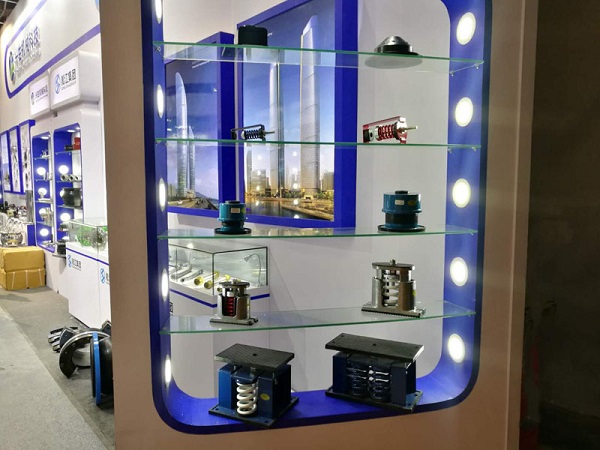 淞江集团亮相上海泵管阀展览